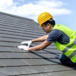 6 Tanda Atap Rumah Perlu Segera Diperbaiki Sebelum Kerusakan Makin Parah